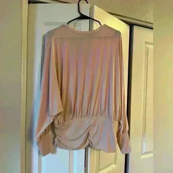 Pink express top - Picture 6 of 6